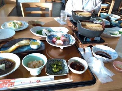 苫前夕食