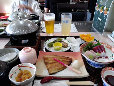 夕食